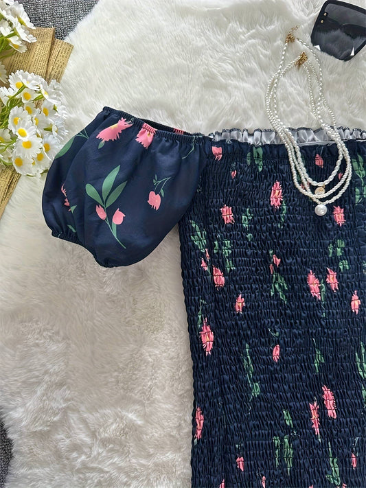 One-shoulder collar printed short-sleeved dress