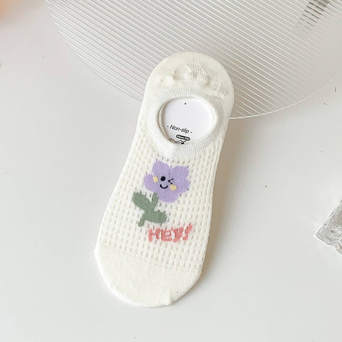 WOMEN CARTOON INVISIBLE HOLLOW SOCKS