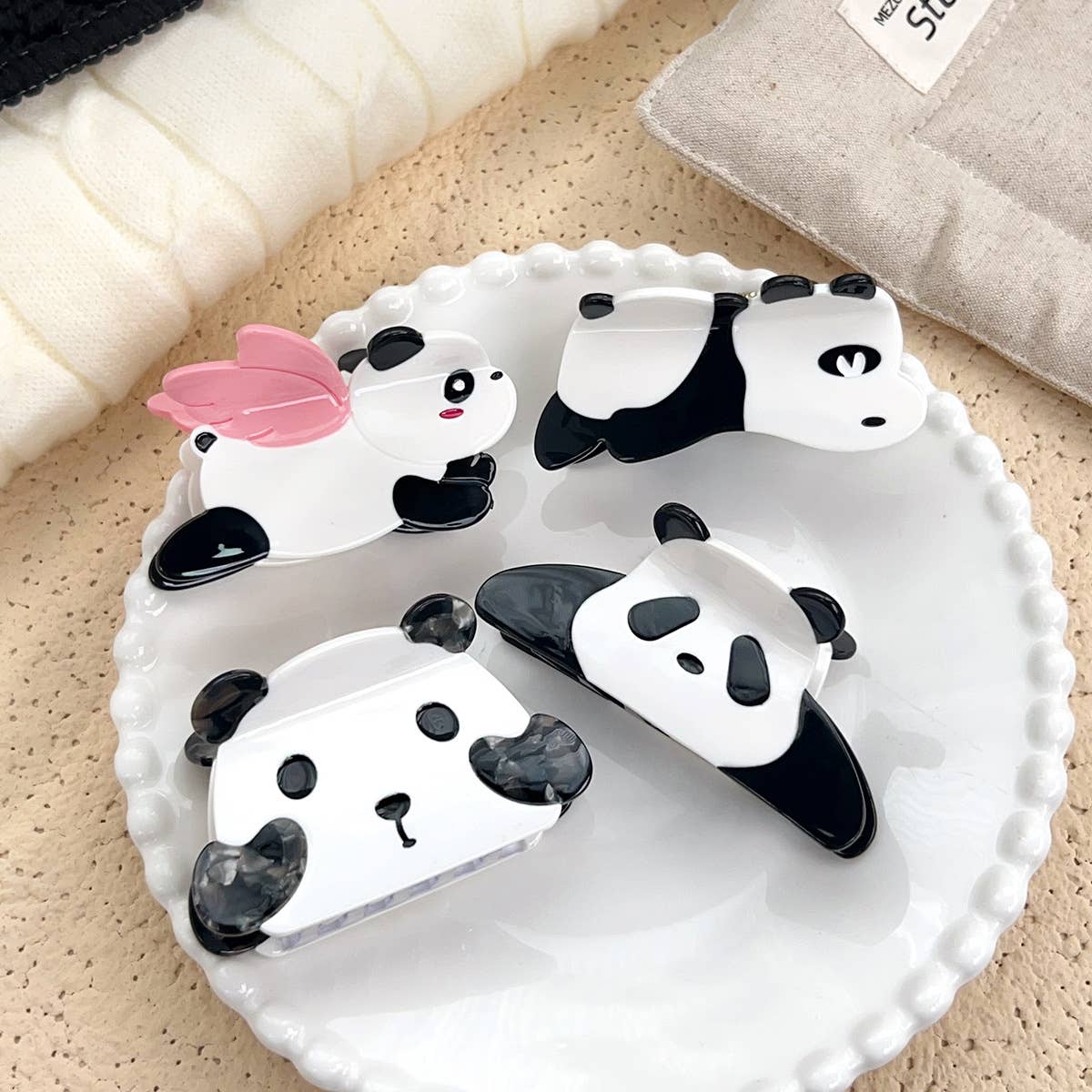 Cartoon acetate hair clips sweet panda grab clips