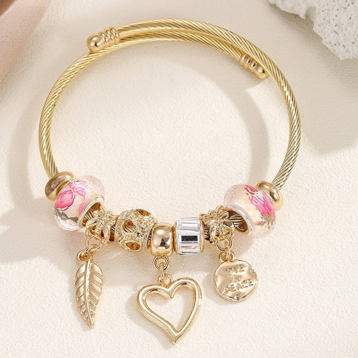 Fashion Gold Steel Bracelet, Fade-Resistant_CWMM8484