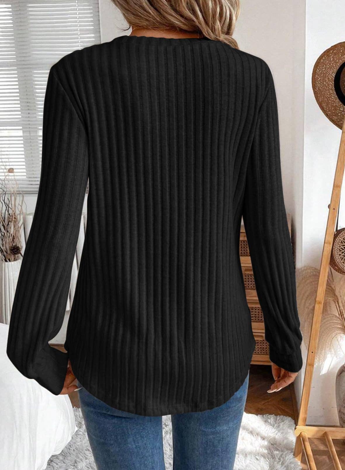 V-neck sharpened pit strip long sleeve T-shirt