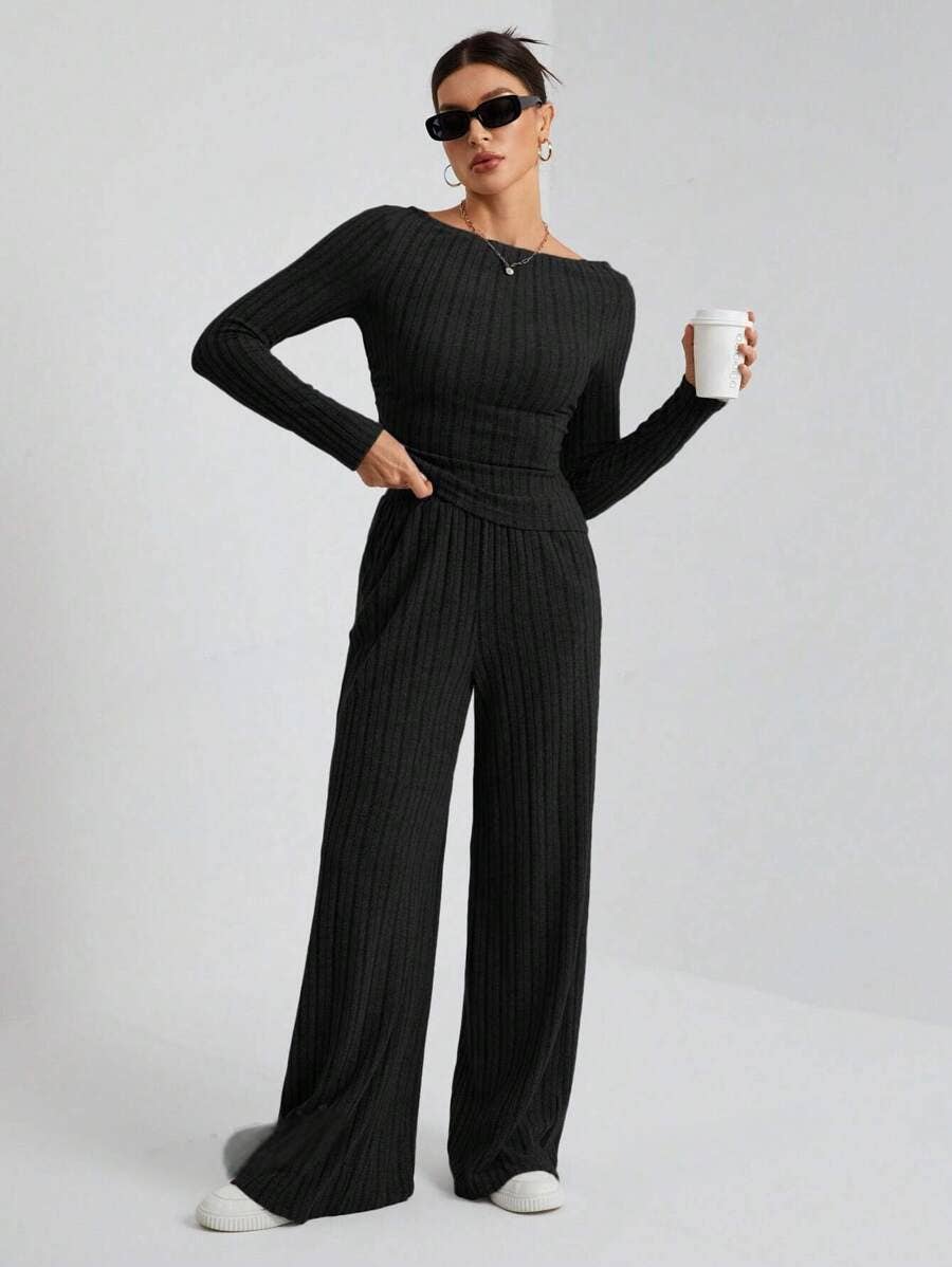 Solid-color high-neck knitted long-sleeved suit