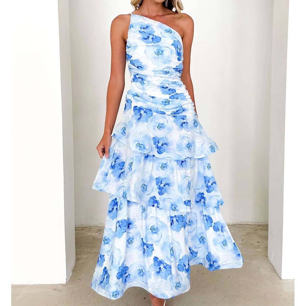 Style one-shoulder halter print long swing dress