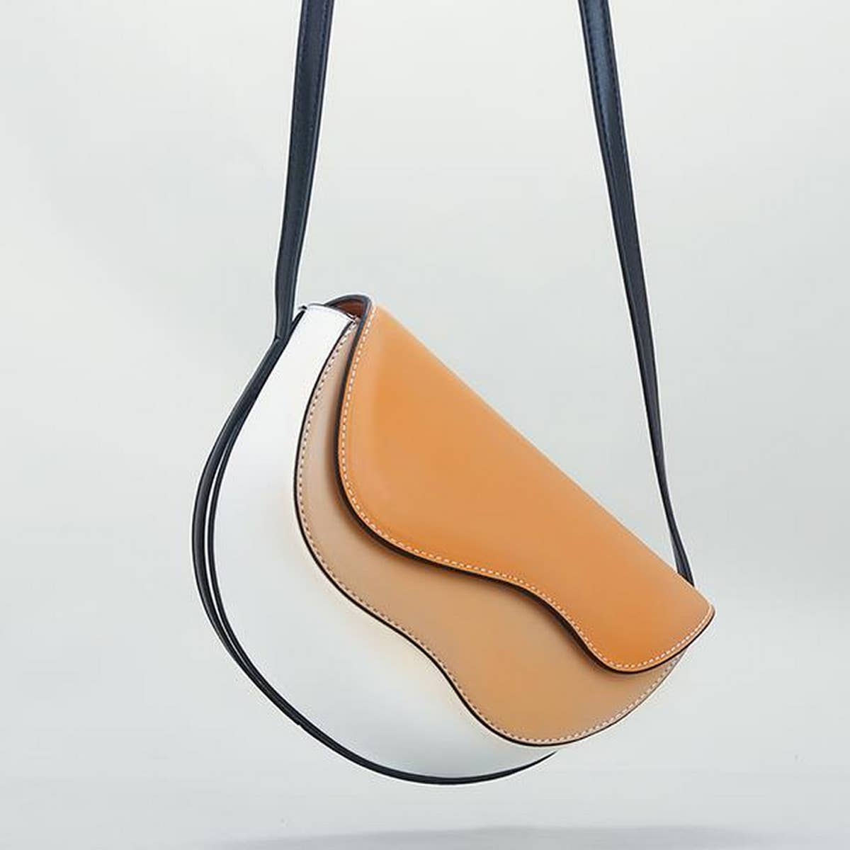 CURVED WAVE CONTRAST COLOR CROSSBODY SADDLE BAG_CWAB1894