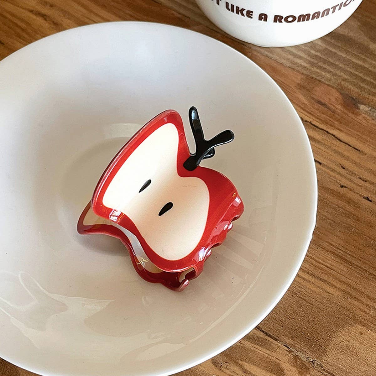 SWEET AND CUTE RED APPLE CLAW SHARK CLIP