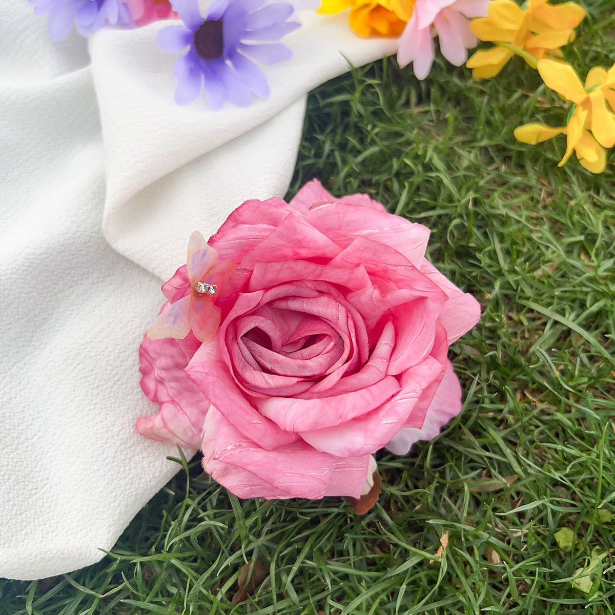 Romantic elegant butterfly plastic rose hairpin