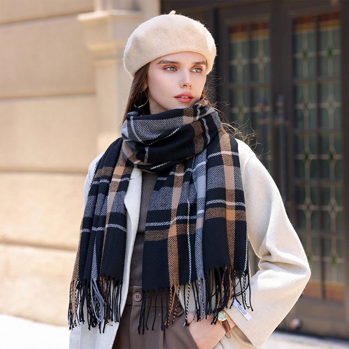 Faux Cashmere Scarf ? Cozy Winter Wrap for Couples