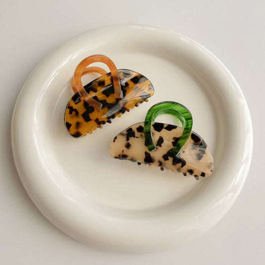 FRENCH HIGH-END NICHE HAIRPIN