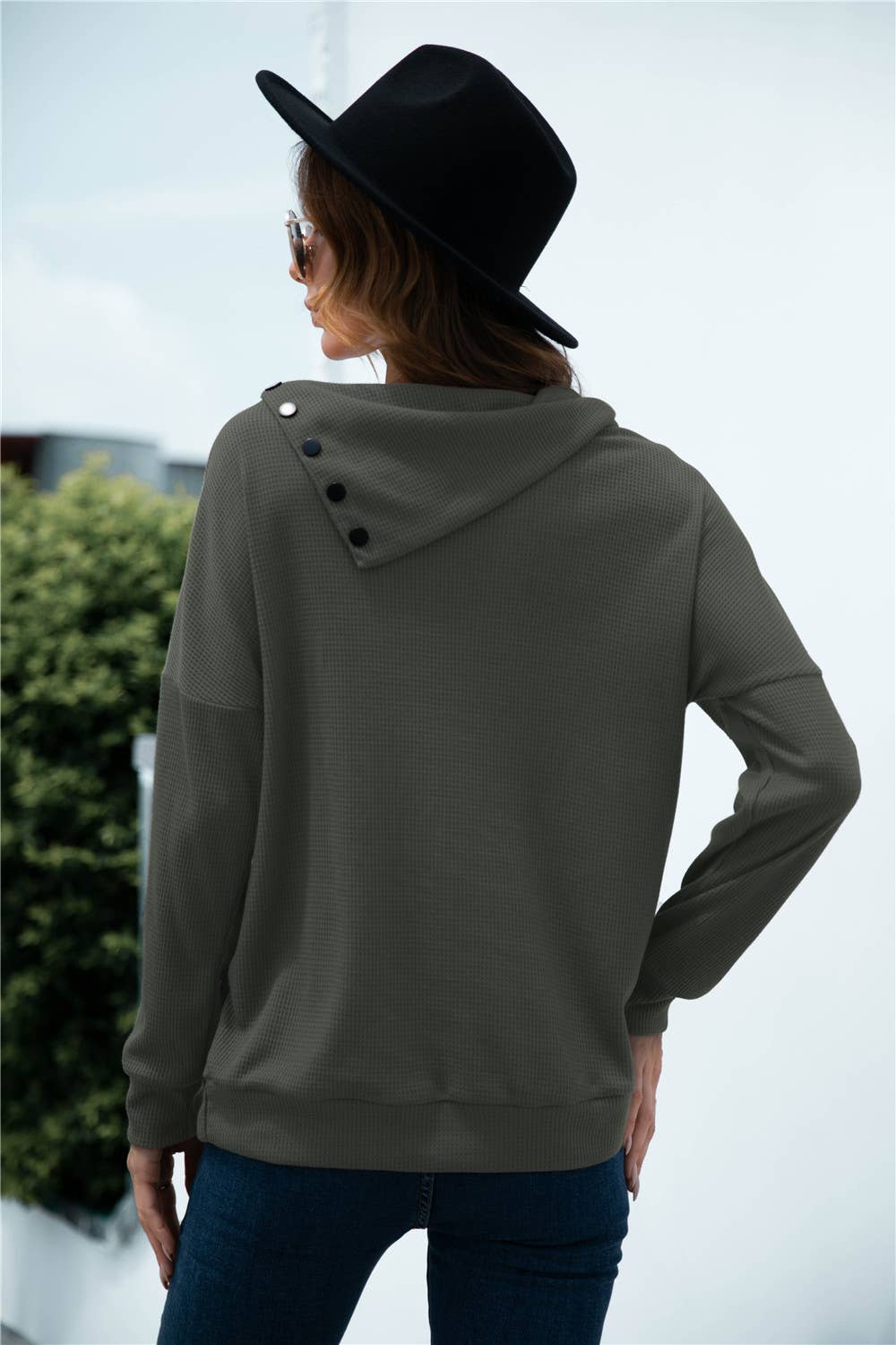 Side-collar pullover knitted solid color top