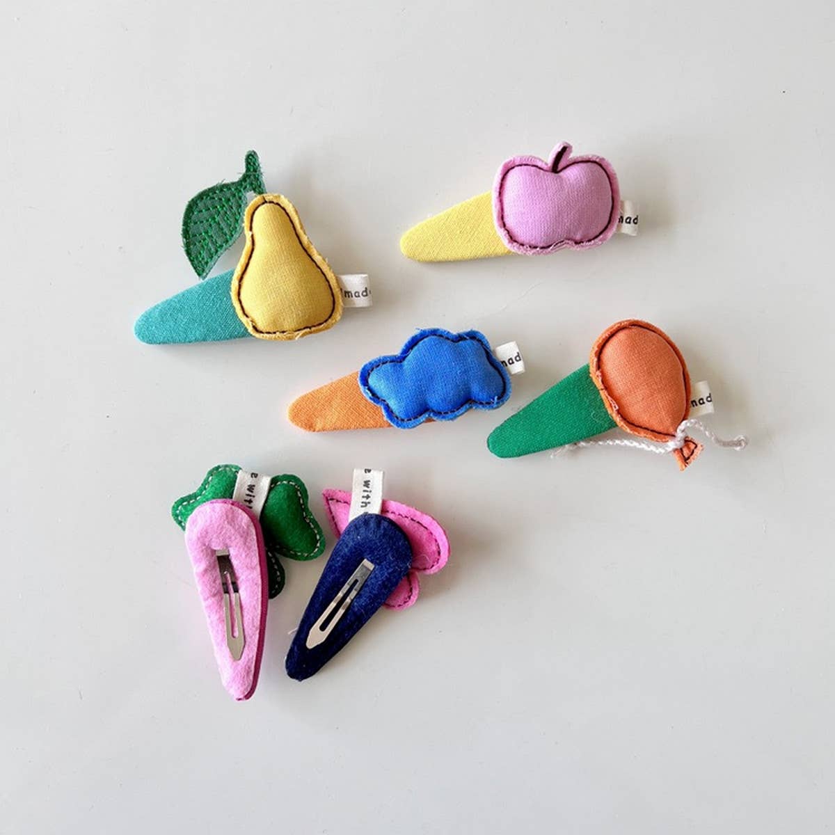 CHILDREN'S FABRIC HEART CLOVER EDGE HAIRPIN