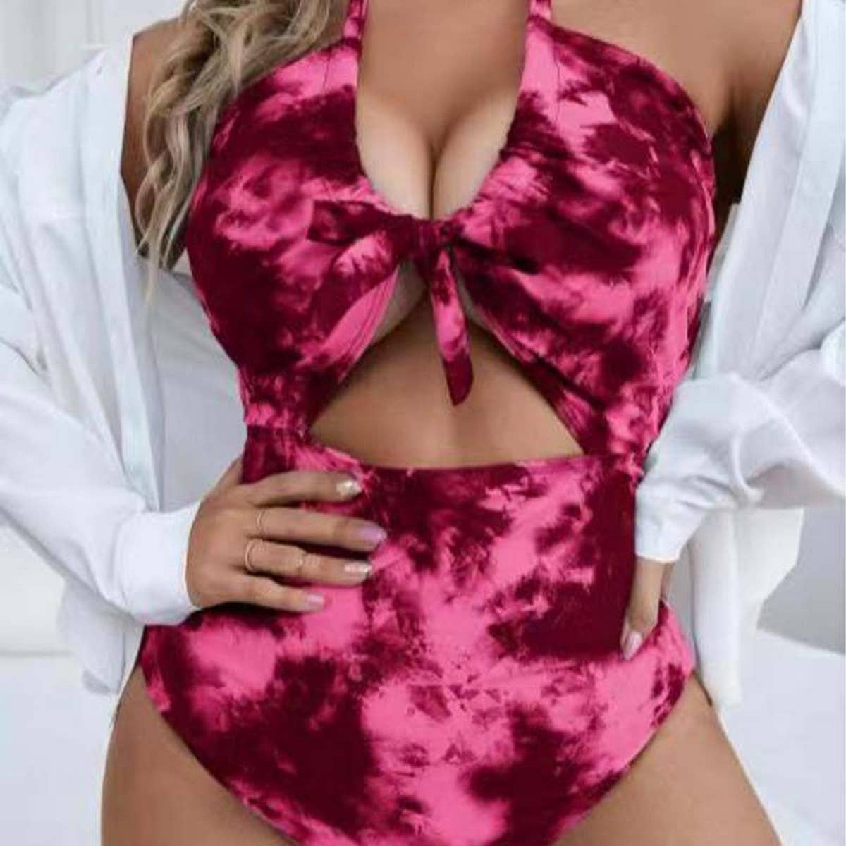 OVERSIZED PRINTED BACKLESS ONE-PIECE BIKINI_CWMW0605