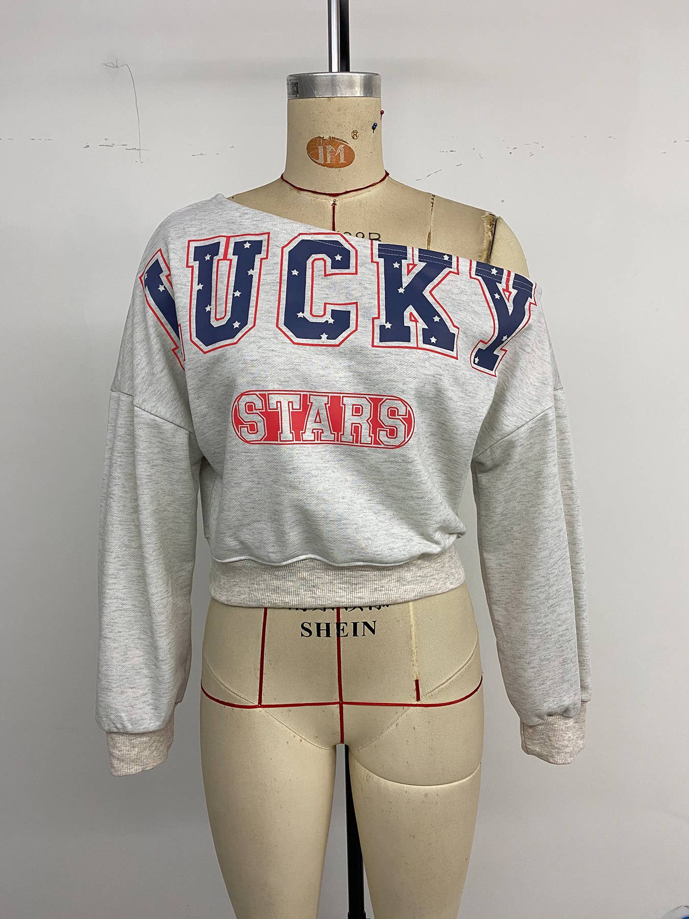 Letter print trend cropped collar hoodie