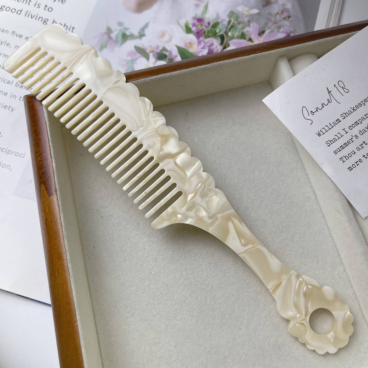 RETRO TORTOISESHELL COLOR HANDLE WAVY COMB