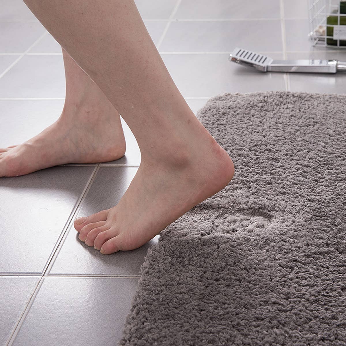 ANTI-SLIP THICK ABSORBENT BATHROOM MAT_CWMM1584