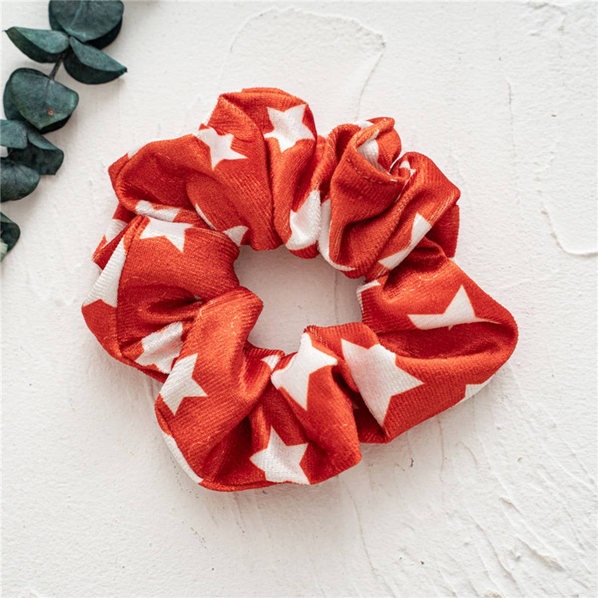 RED CHRISTMAS SERIES HAIR SCRUNCHIES_CWAHA1958