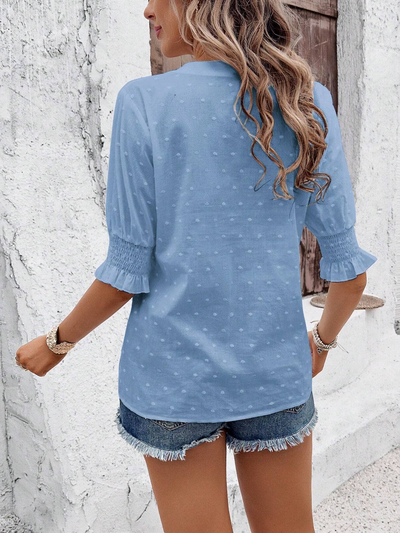 V-neck puffy sleeve cutout hairball lace T-shirt