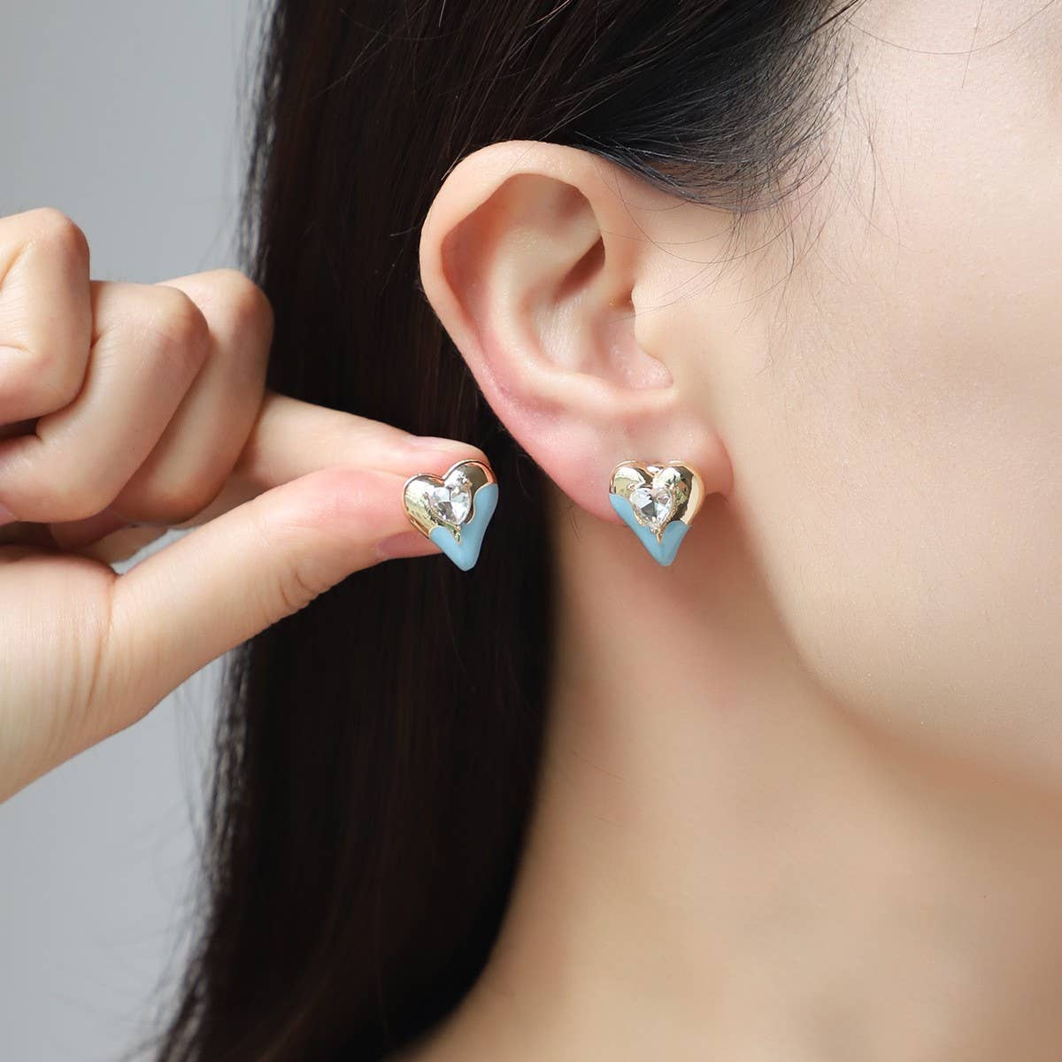 WOMEN'S STYLISH GEOMETRIC HEART-SHAPED EARRINGS