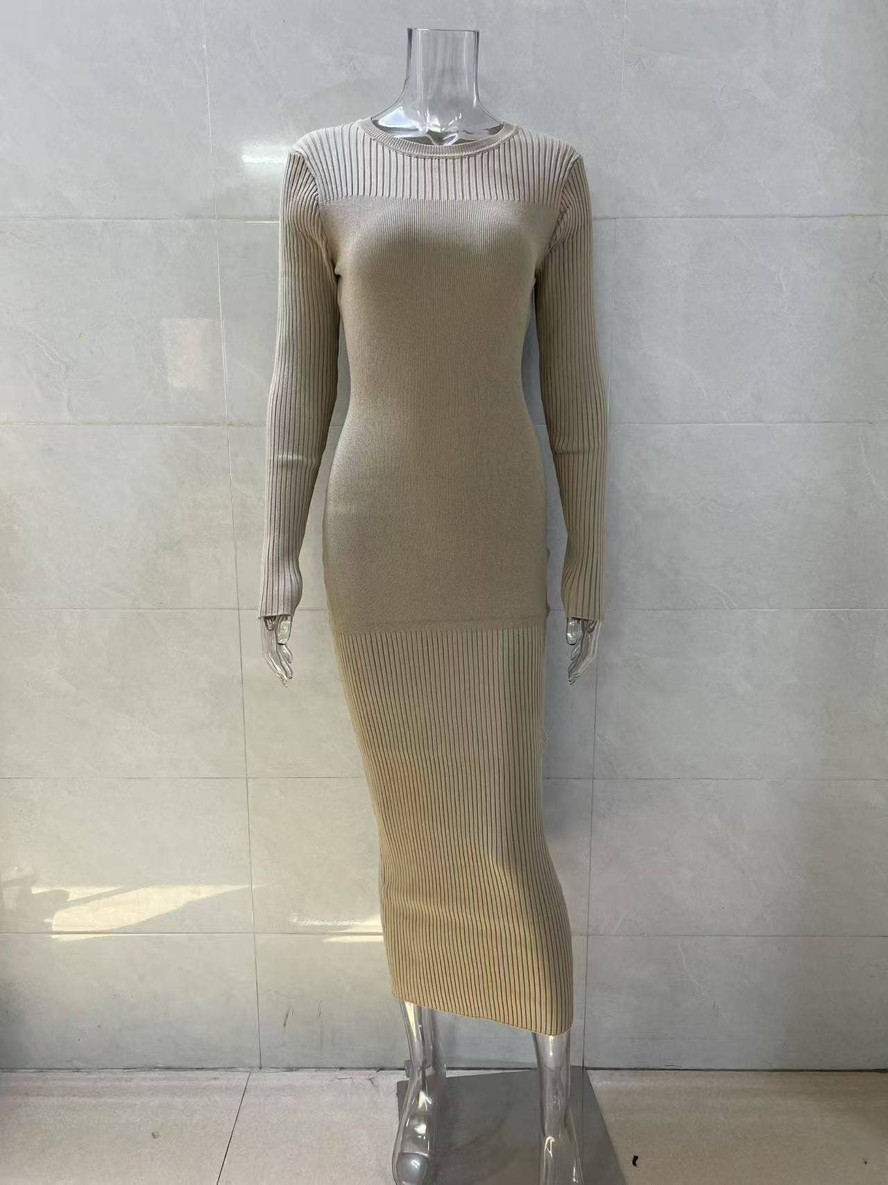 Round-neck pitted tight knitted dress