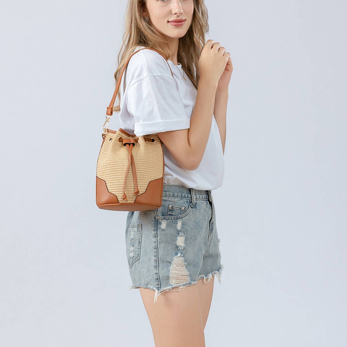 WOMEN HANDMADE STRAW BUCKET CROSSBODY BAG_CWAB1999