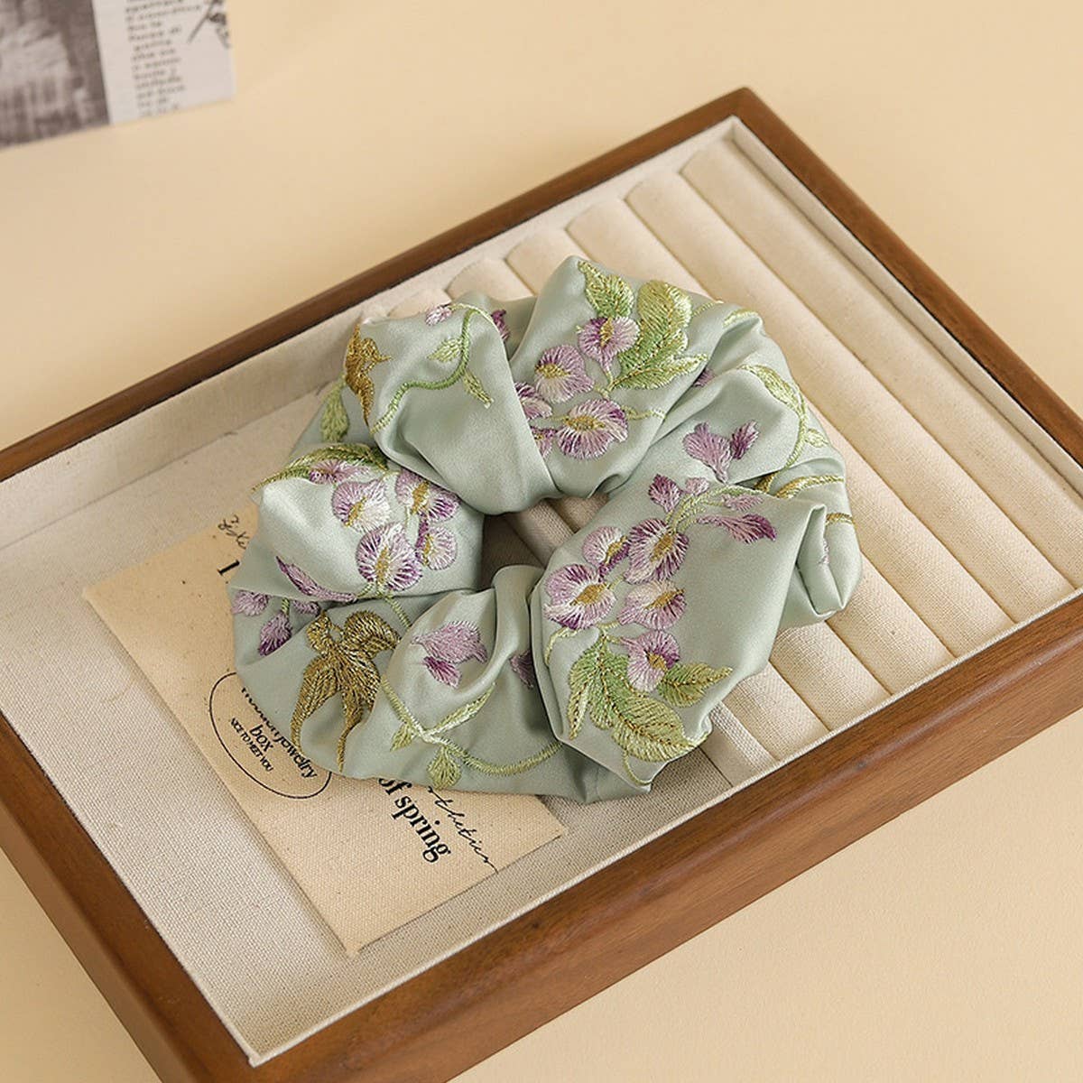 Wisteria Embroidered Hair Tie for Hanfu & Qipao