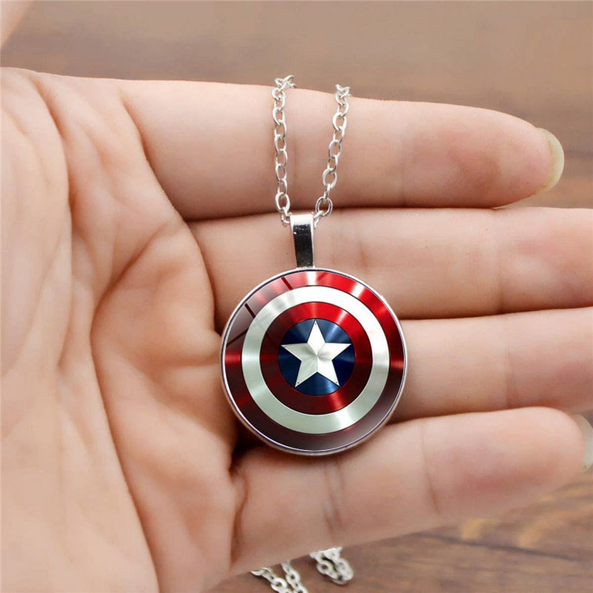 CAPTAIN AMERICA SHIELD TIME GEM NECKLACE_CWAJE0700