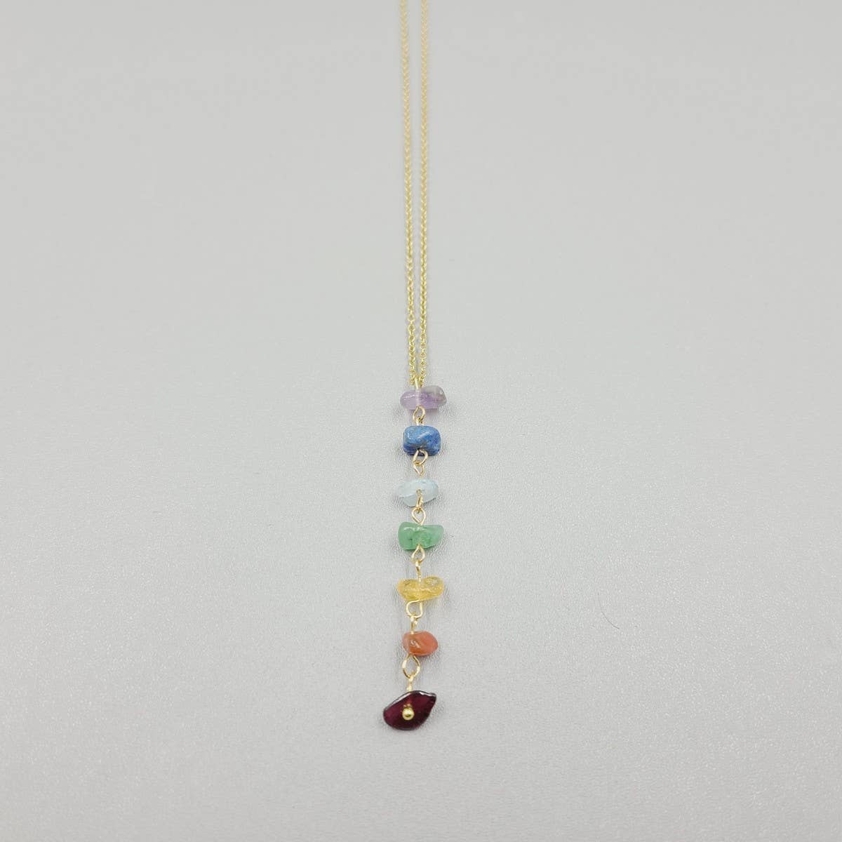 NATURAL CRYSTAL COLORED NECKLACE