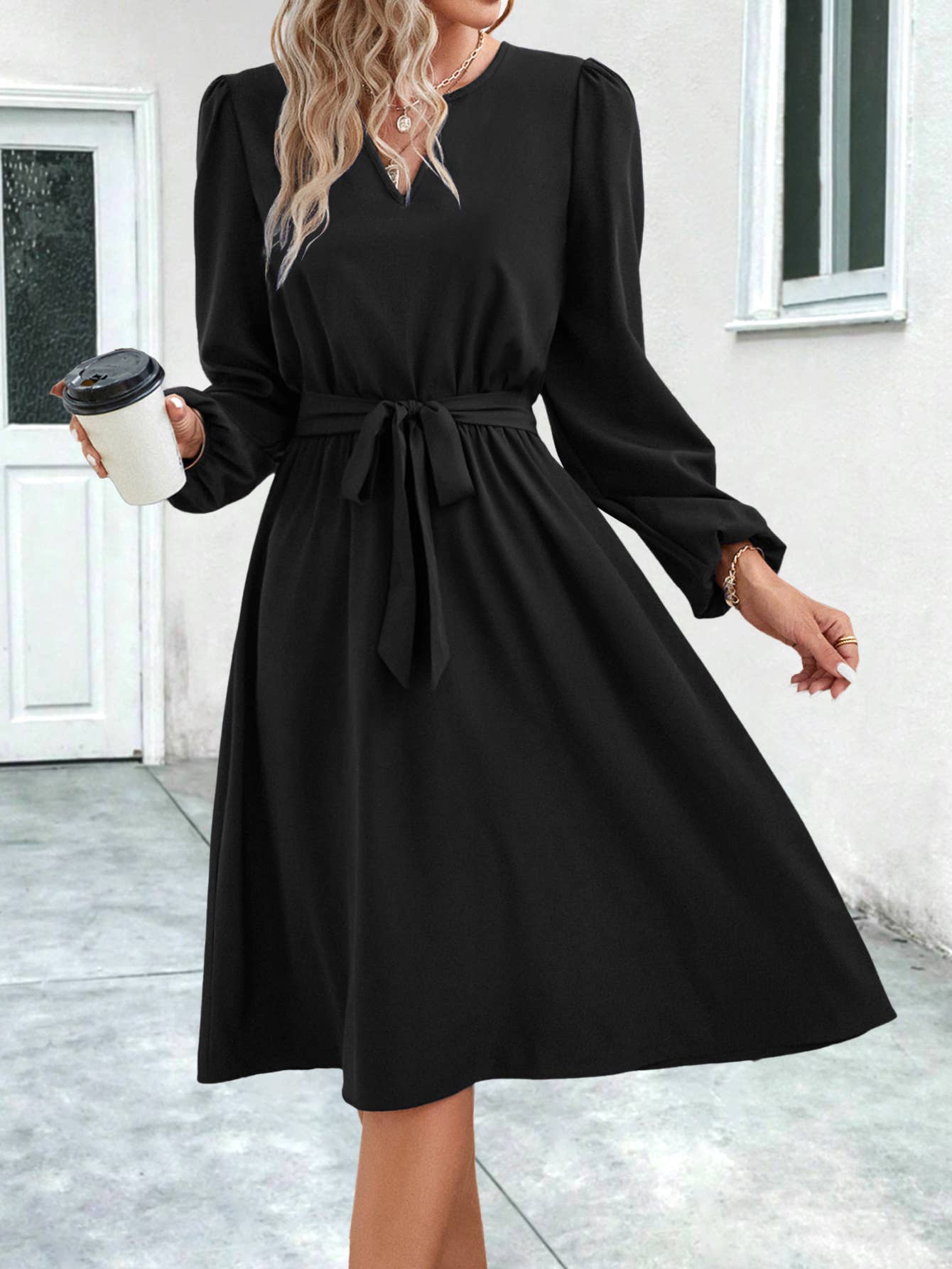 LONG SLEEVE SMALL V-NECK LACE-UP DRESS