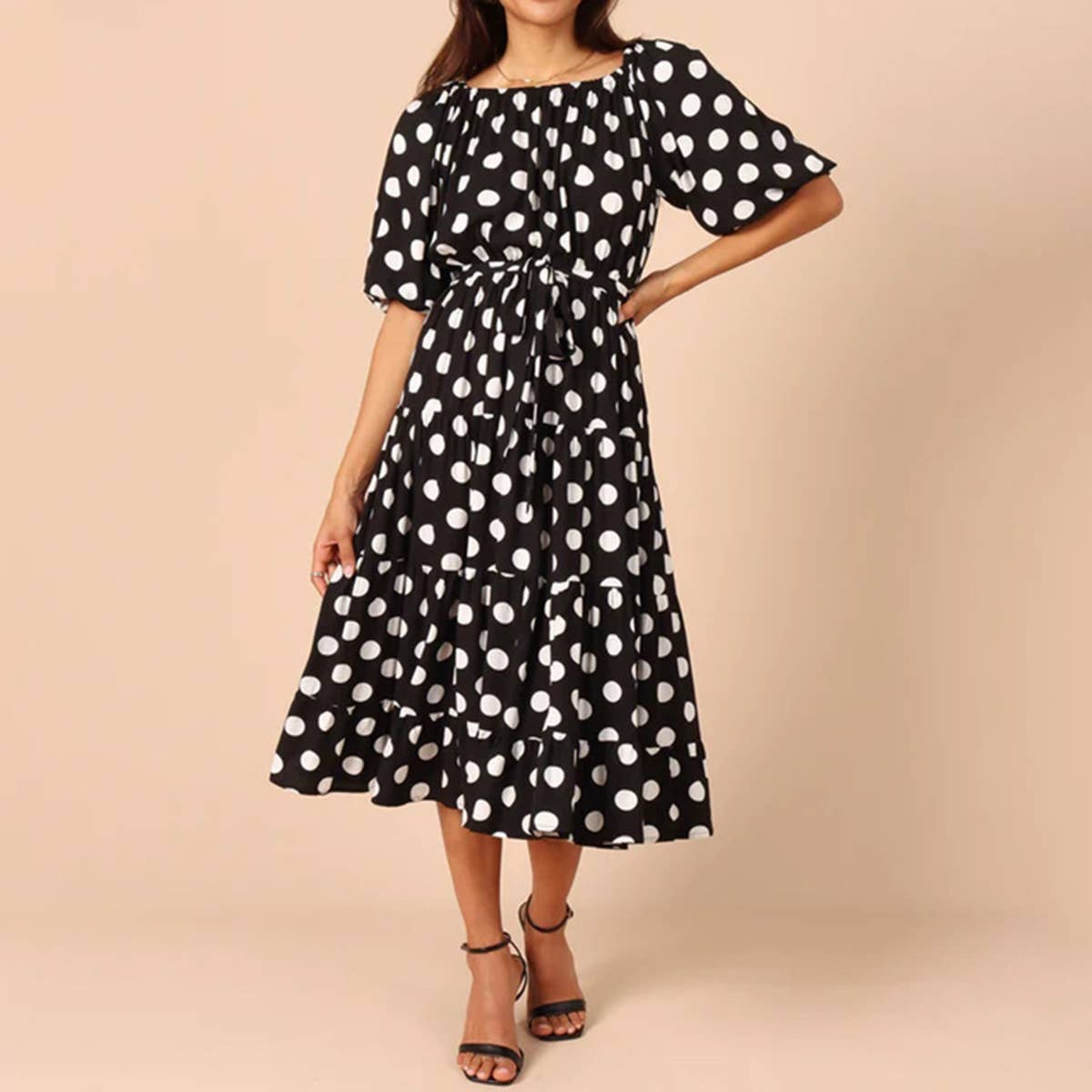 Lace-up polka-dot pleated short-sleeved dress