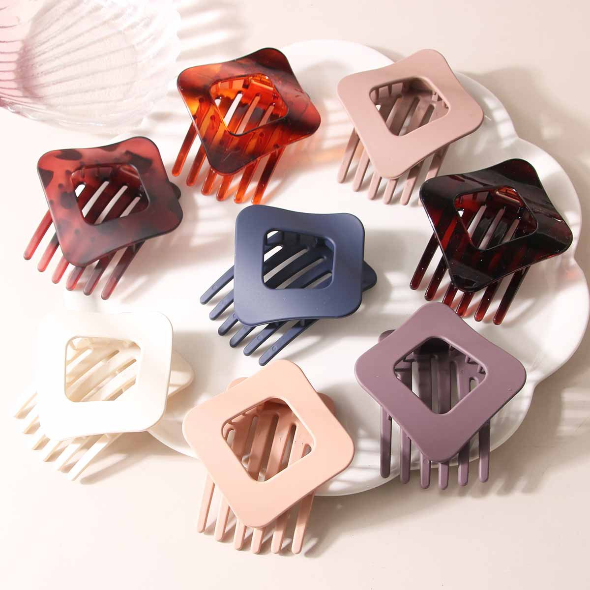 Chic Rhombus Hair Clip ? Spring Duckbill Clip