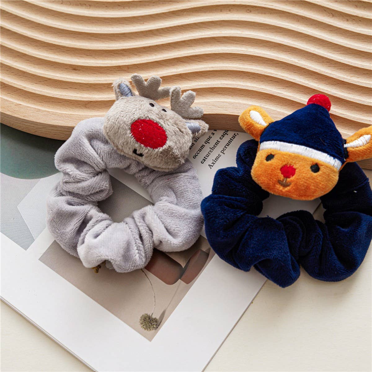 CHRISTMAS CUTE CARTOON HAIR SCRUNCHIES