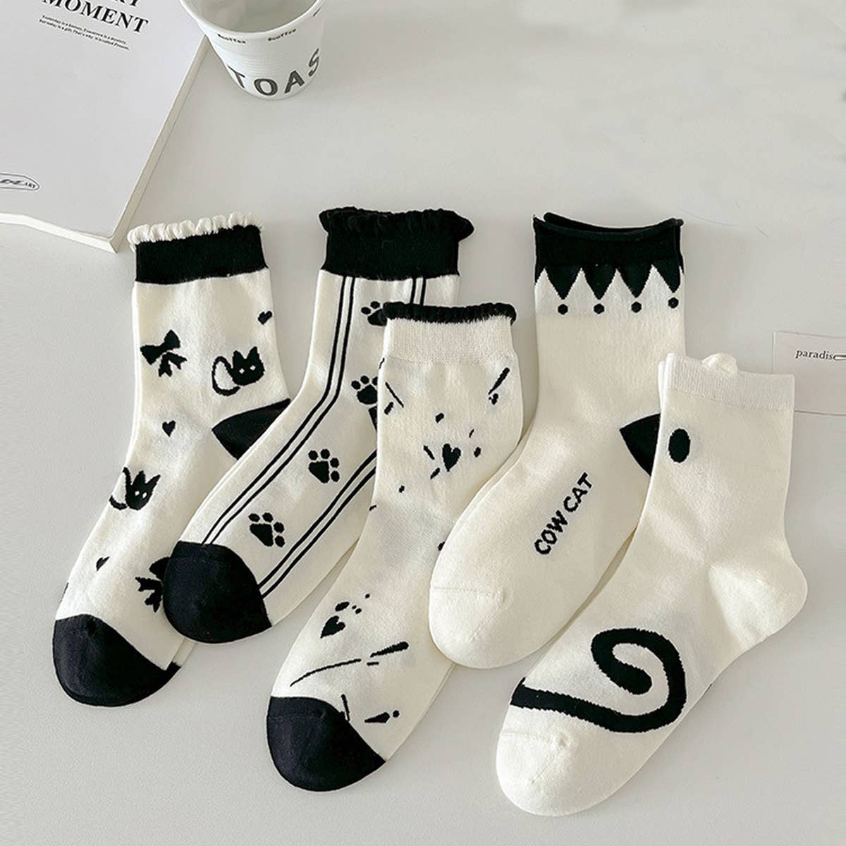 CUTE CARTOON PATTERN PURE COTTON MID-CALF SOCKS