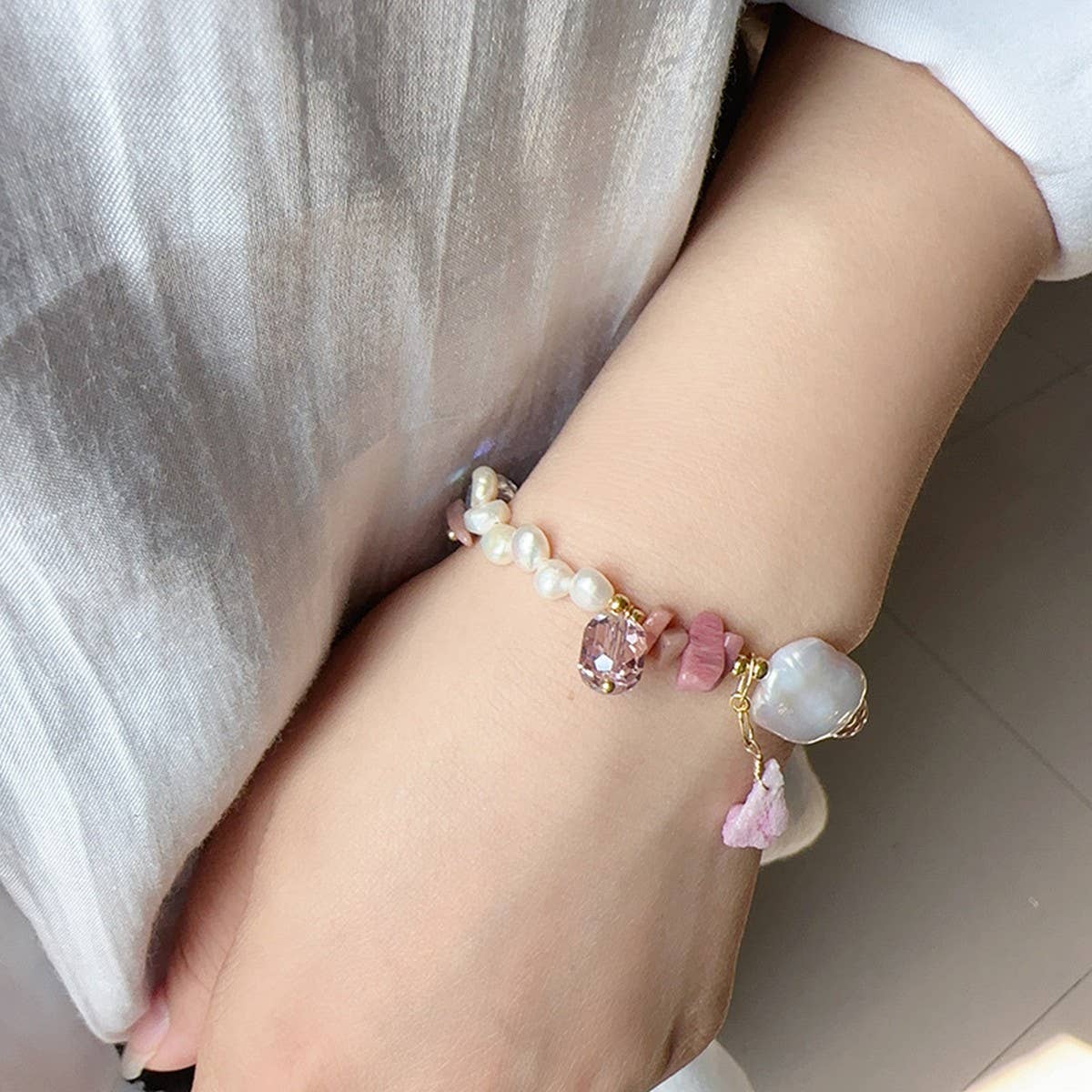 BAROQUE PEARL NICHE DESIGN NECKLACE BRACELET SET_CWAJE1704