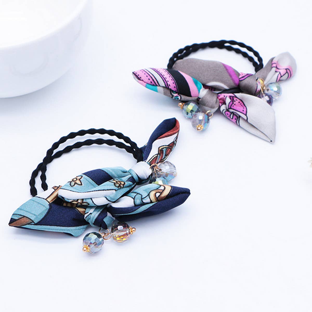 SIMPLE PEARL BOW HAIR TIE_CWAHA1074