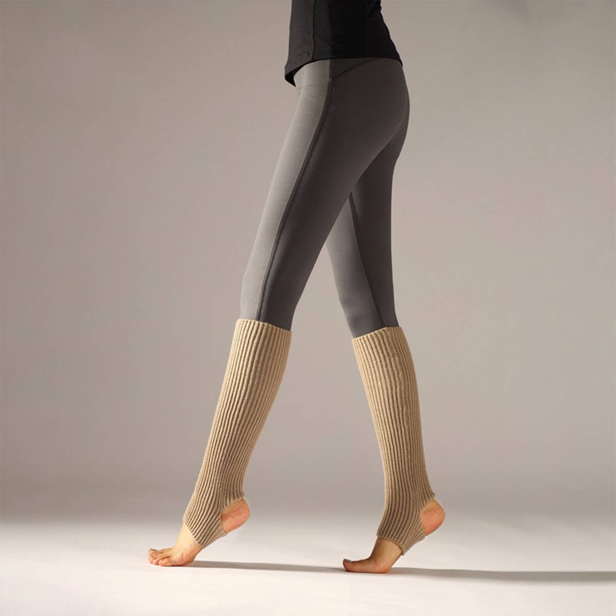 KNITTED SPORTS PROTECTIVE FOOT WARMING SOCKS