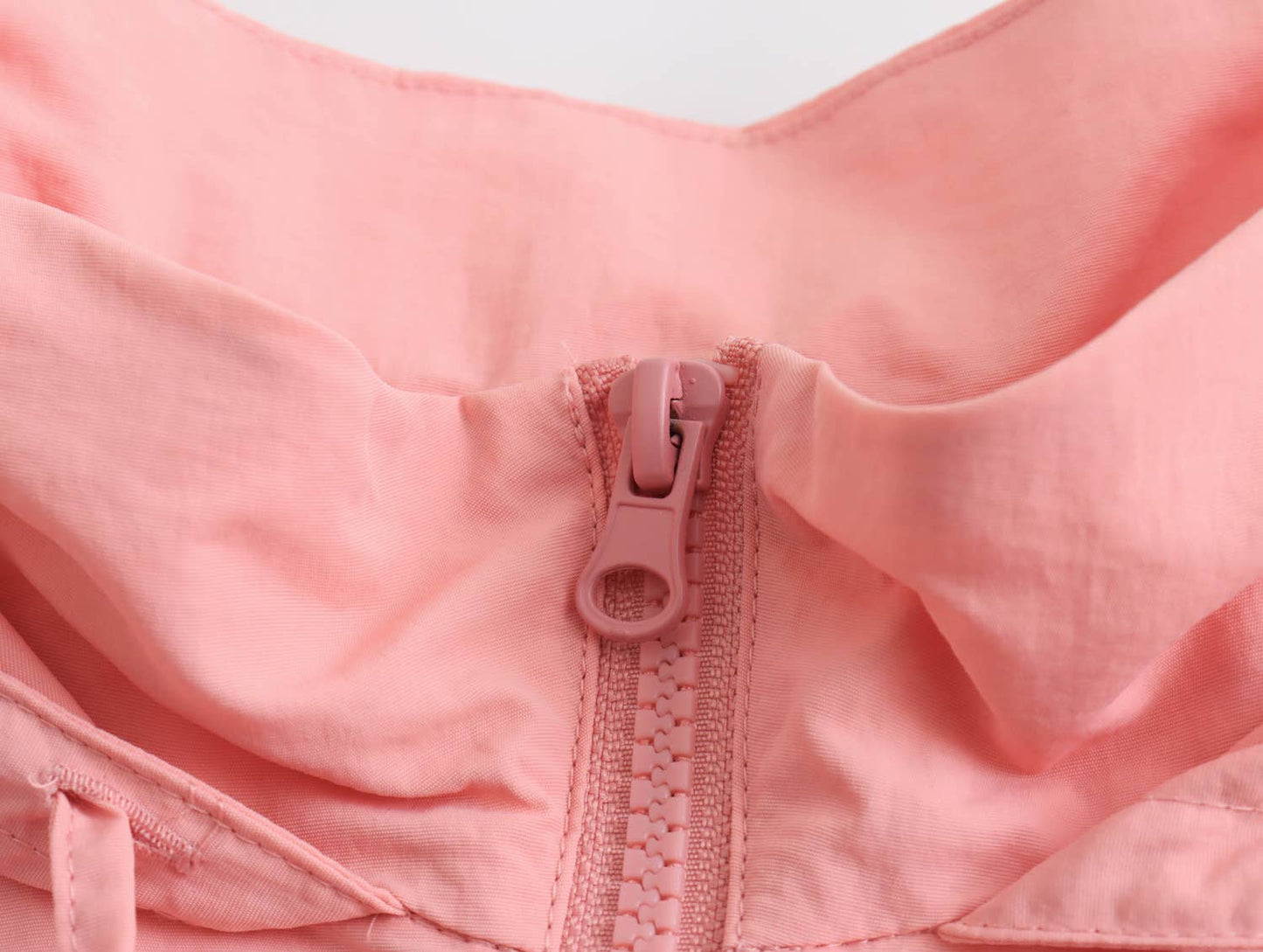 SHORT ONE ZIPPER DRAWSTRING MINIMALIST JACKET