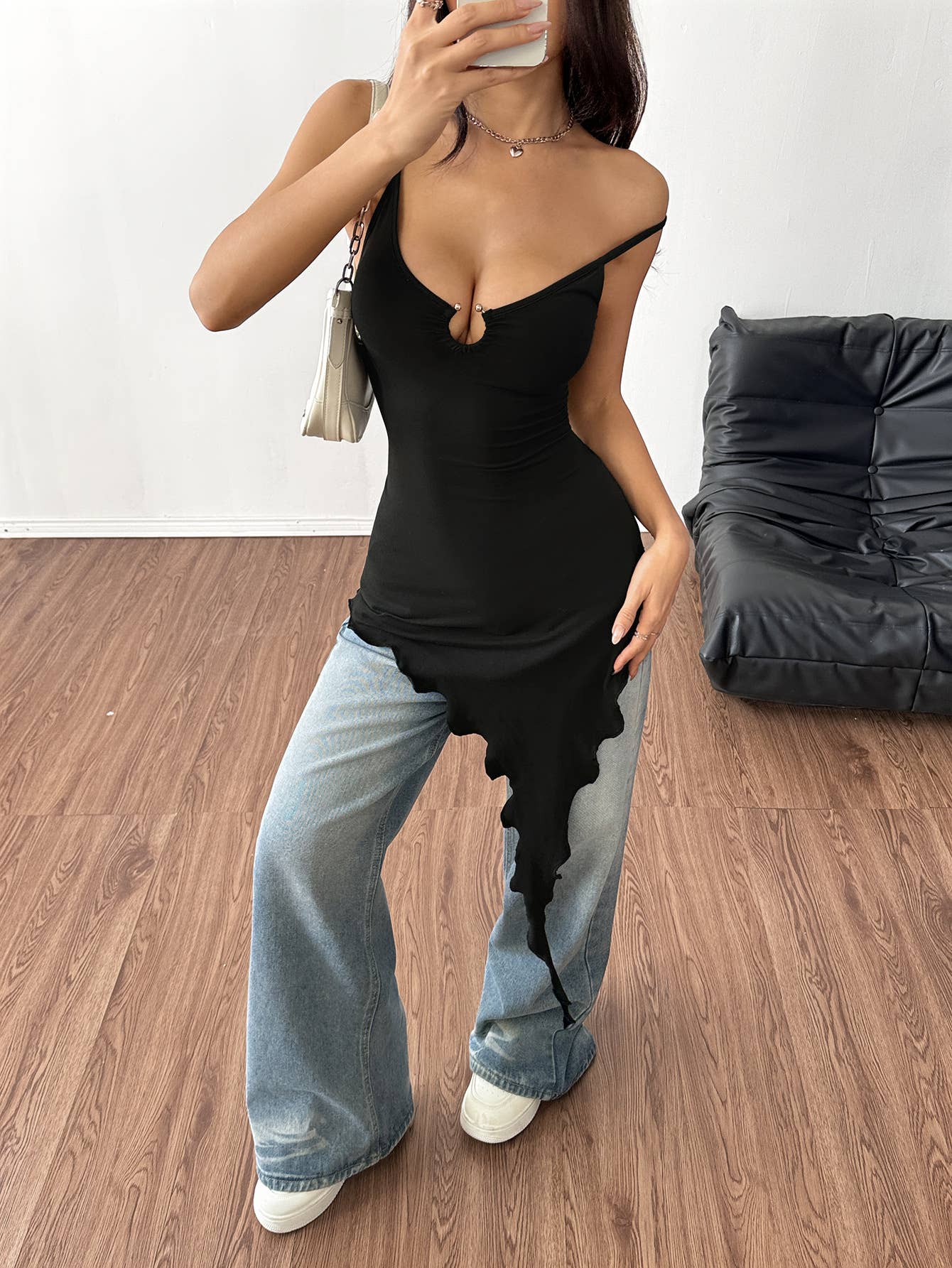 Sexy irregular hem deep V-neck T-shirt