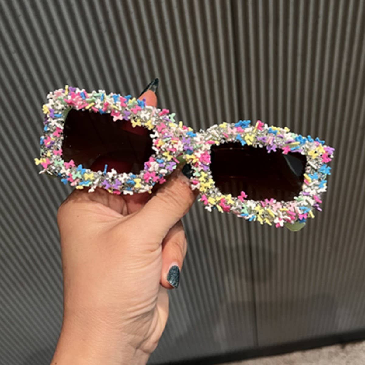 CANDY COLORED BEACH FLOWER DECORATED SUNGLASSES_CWASG0796