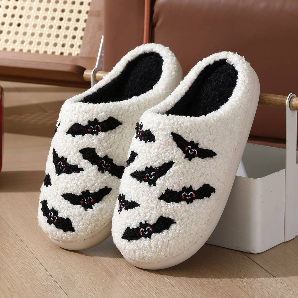 HALLOWEEN CARTOON SKULL PATTERN COTTON SLIPPERS