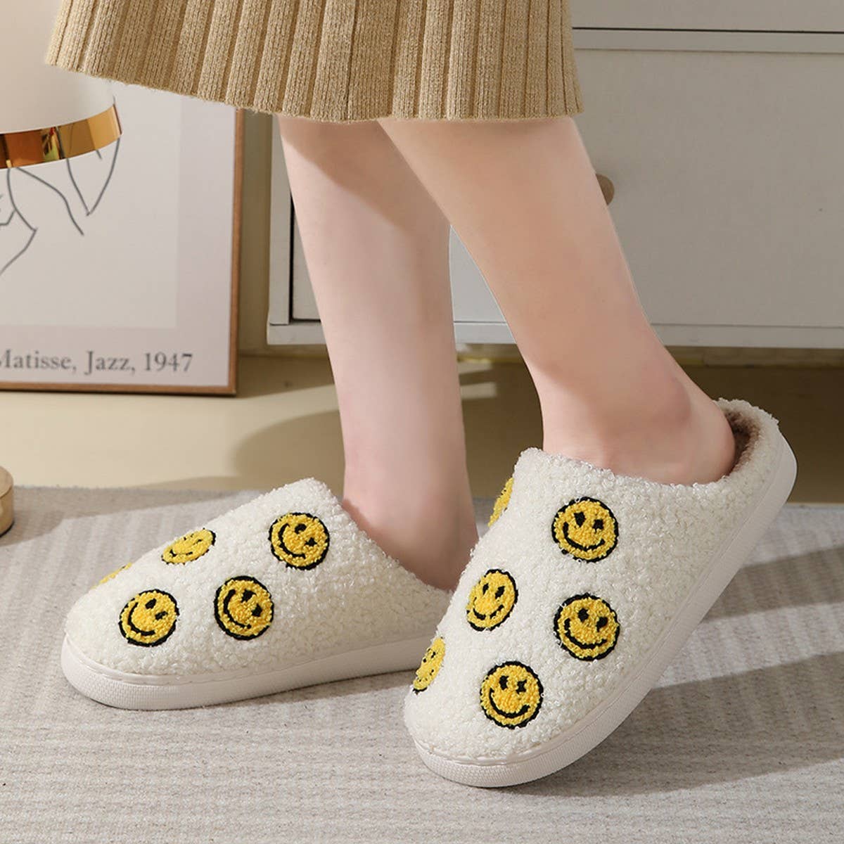 CUTE SEVEN SMILING FACE FUZZY SLIPPERS WOMEN