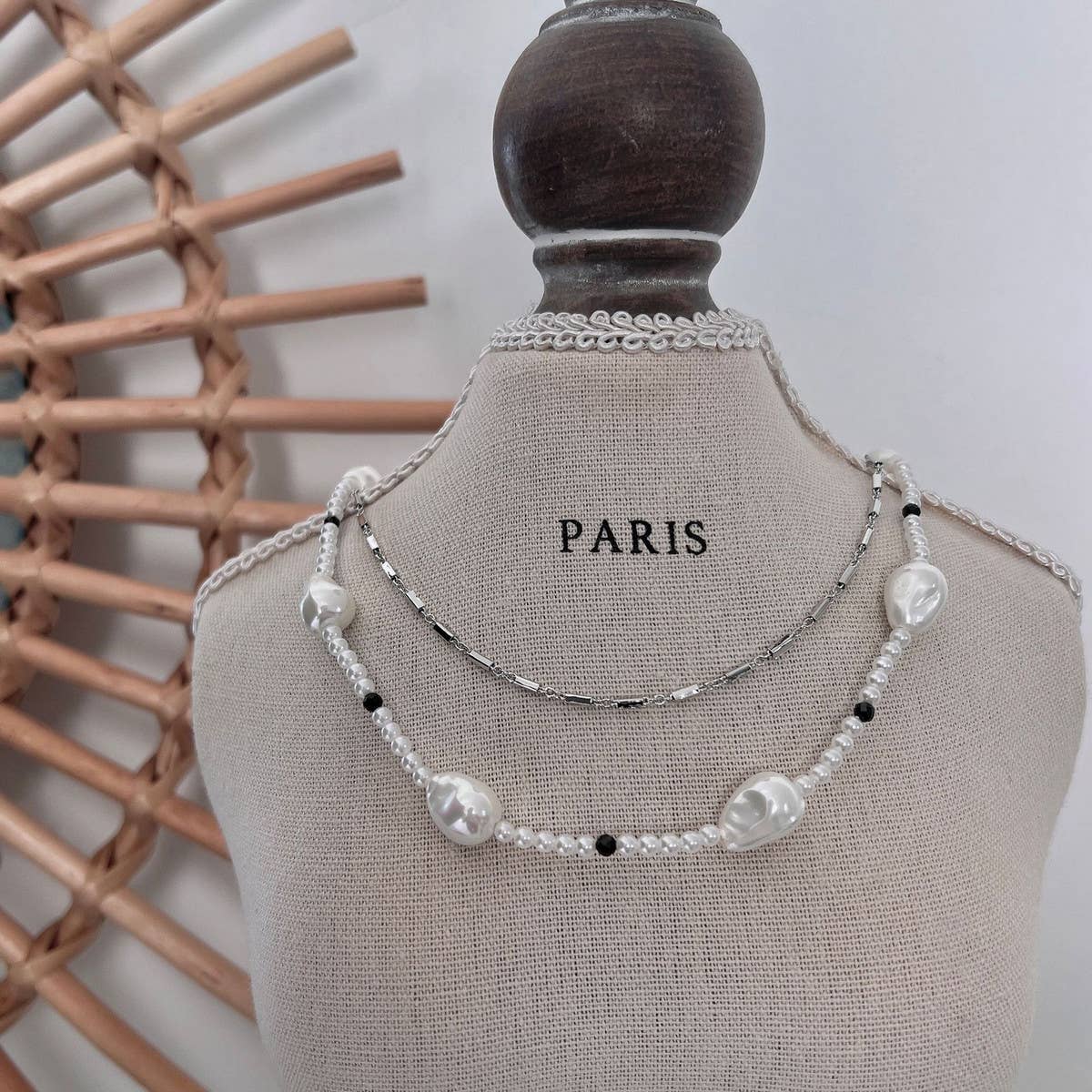 VERSATILE DOUBLE LAYER PEARL CHOKER NECKLACE