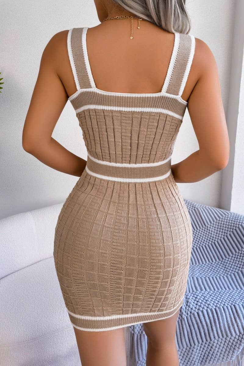 SQUARE NECK BUTTON COLLAGE KNIT HIP WRAP DRESS_CWDSD2498