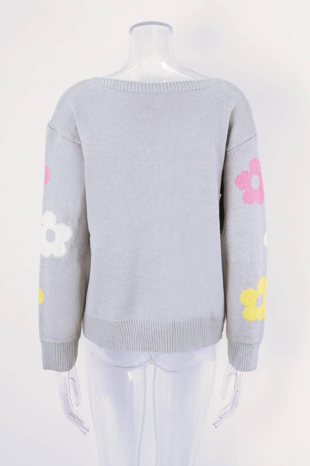 KNIT SWEATER WITH FLORAL SLEEVES AND A LINE NECK
