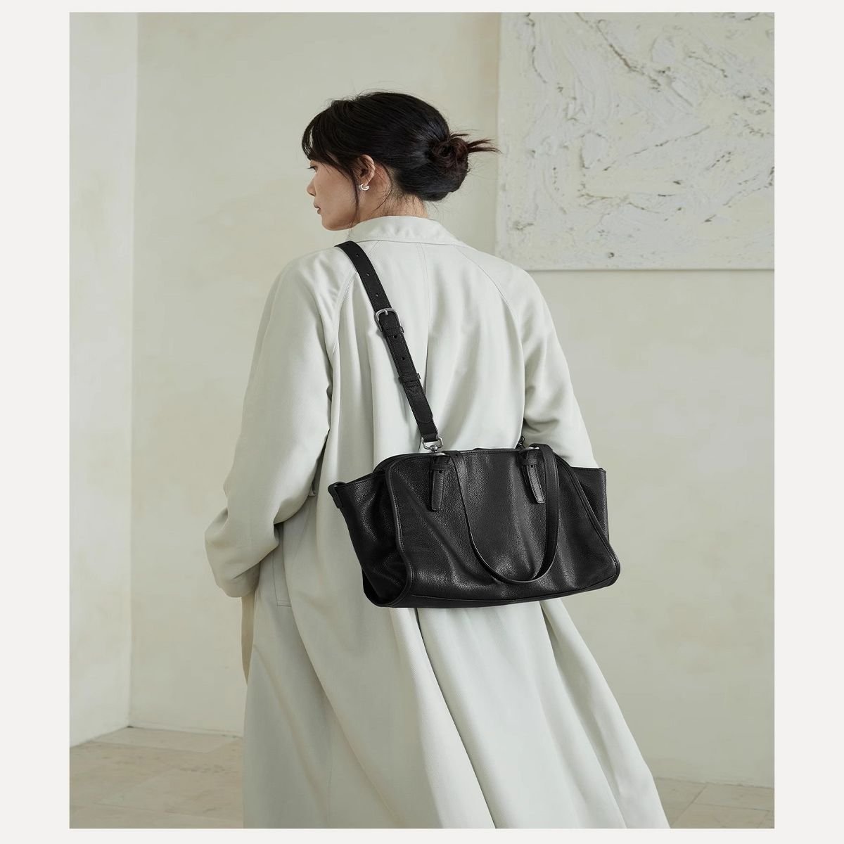 Large Vintage Tote ??Bowling Bag Style Handbag_CWAB5329