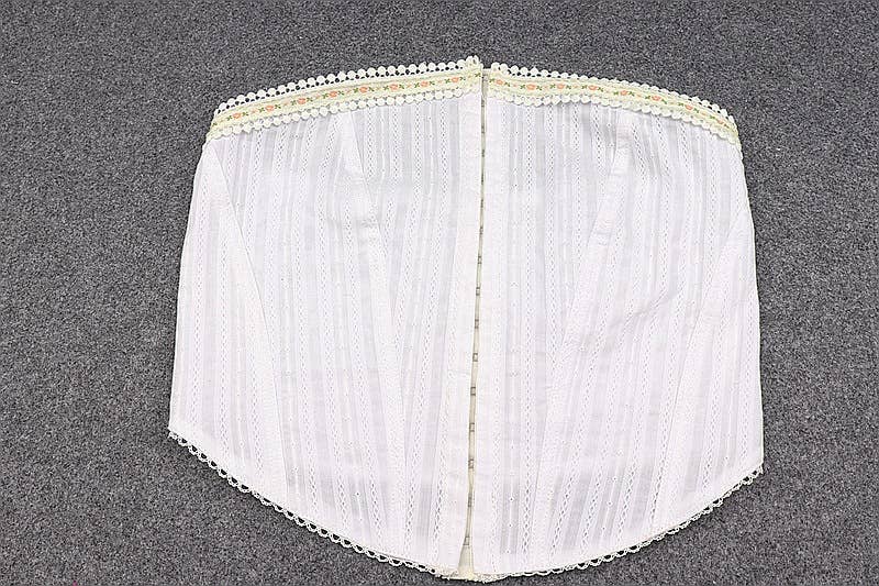 Sexy one-shoulder hook-button flower vest