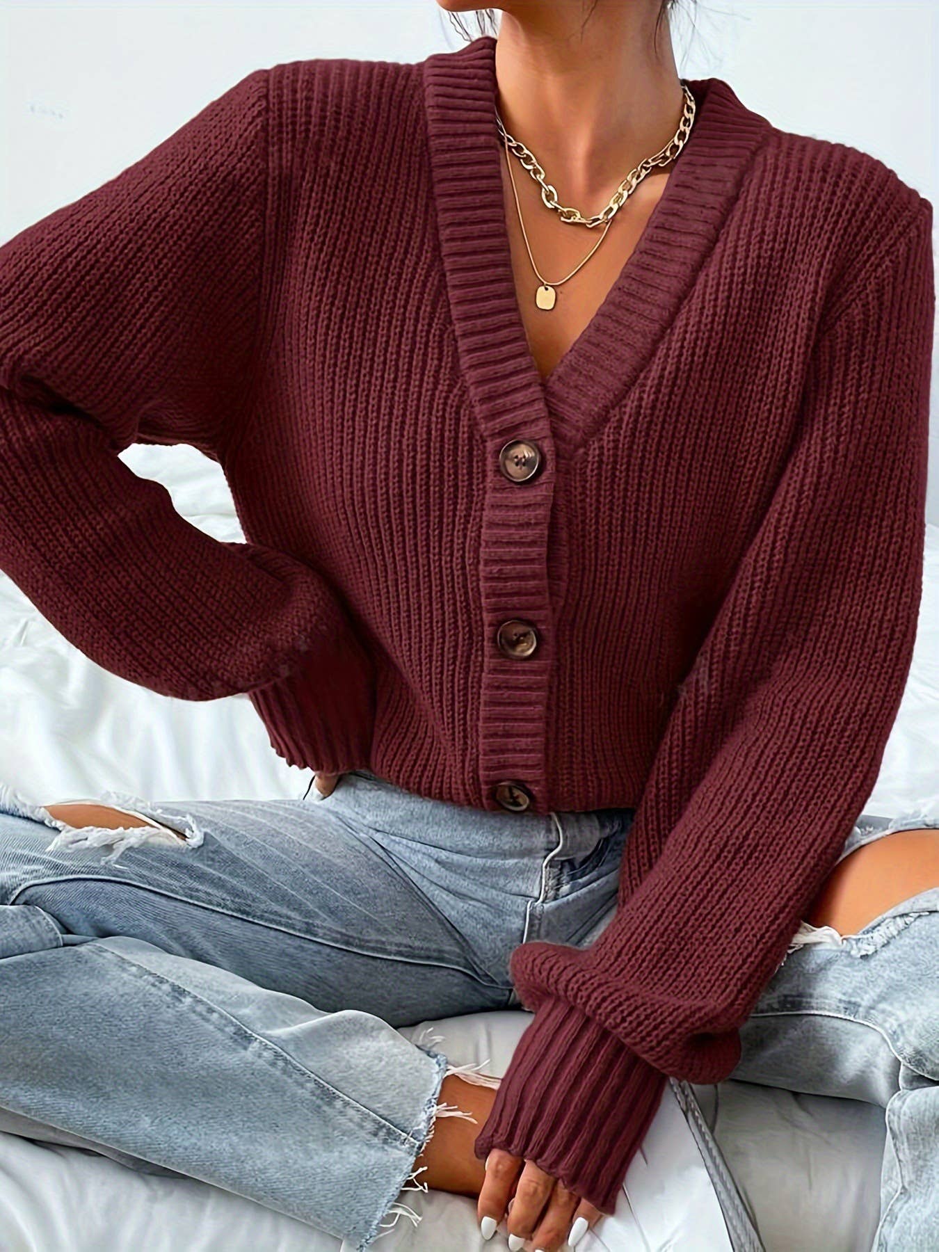 V-neck laid-back versatile knitted cardigan