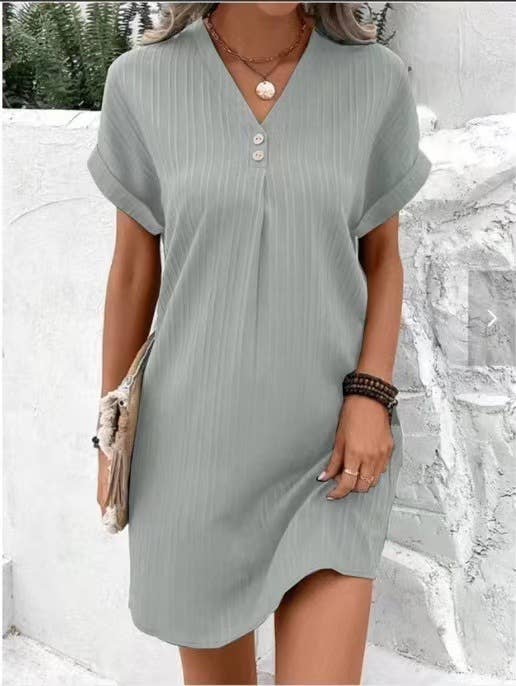 V-neck solid-color pullover casual button dress