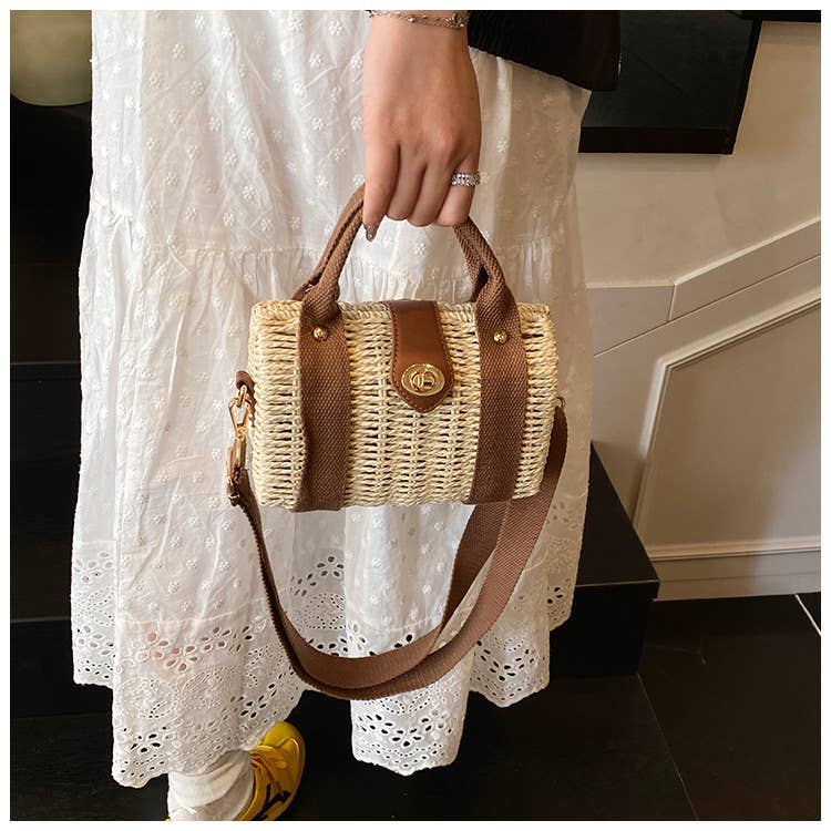 Artistic beach versatile hand-held crossbody bag