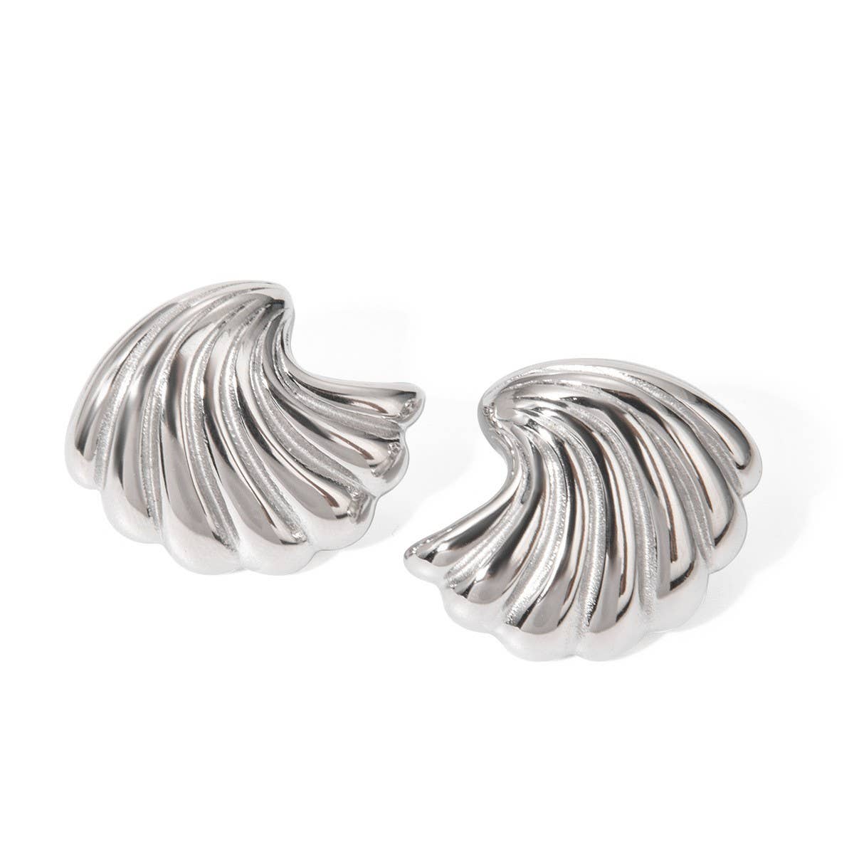 FASHIONABLE GEOMETRIC STRIPED WAVE SHELL EARRINGS