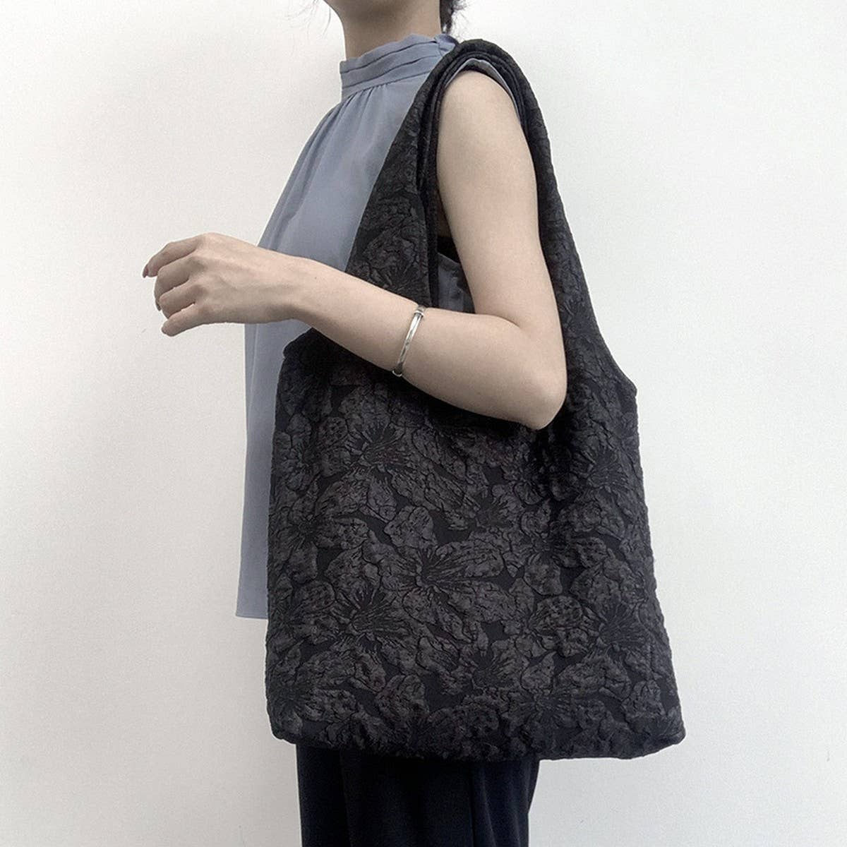 NEW SUMMER EMBROIDERED JACQUARD ROSE HANDBAG_CWAB2132