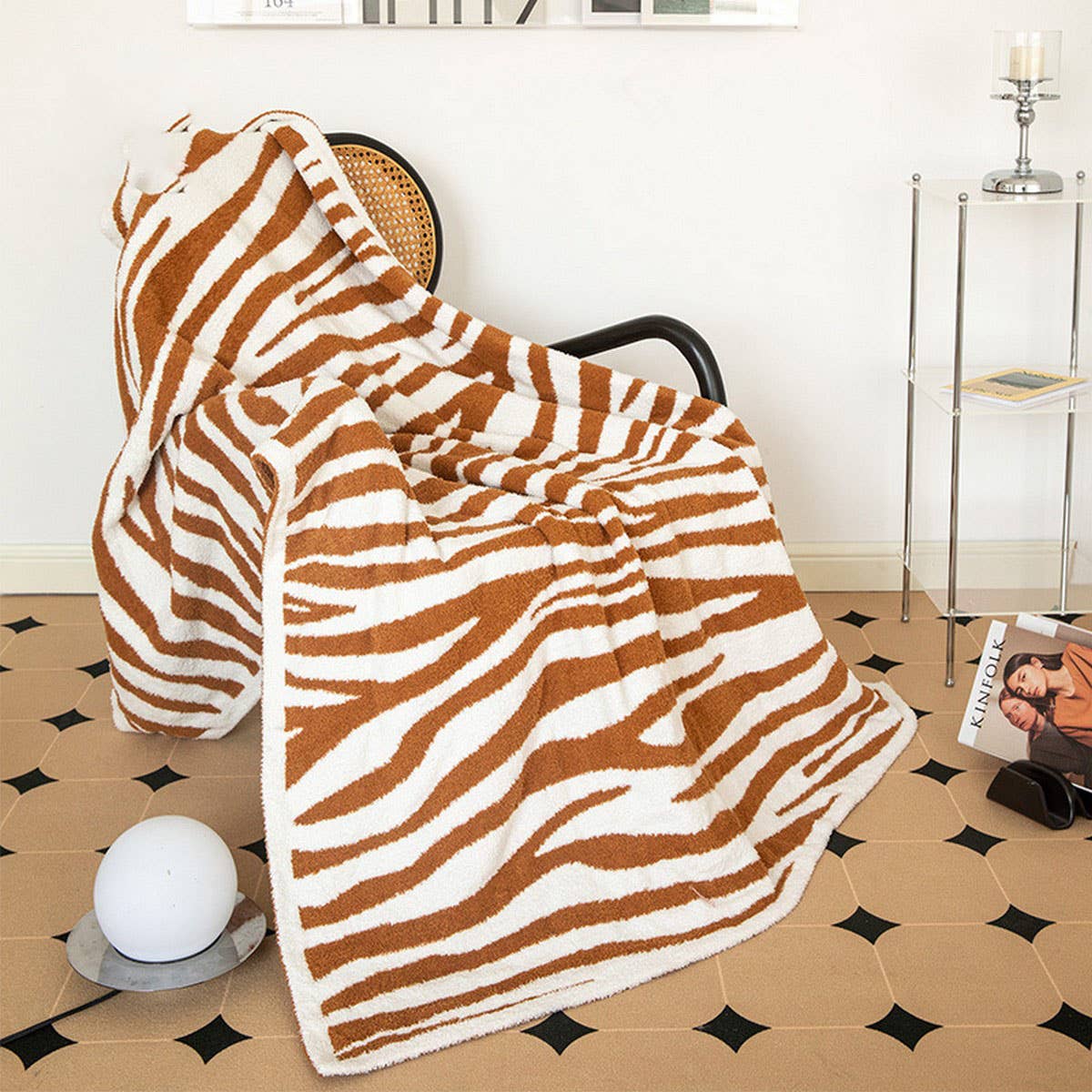 IRREGULAR ZEBRA PATTERN KNITTED WOOL THROW BLANKET
